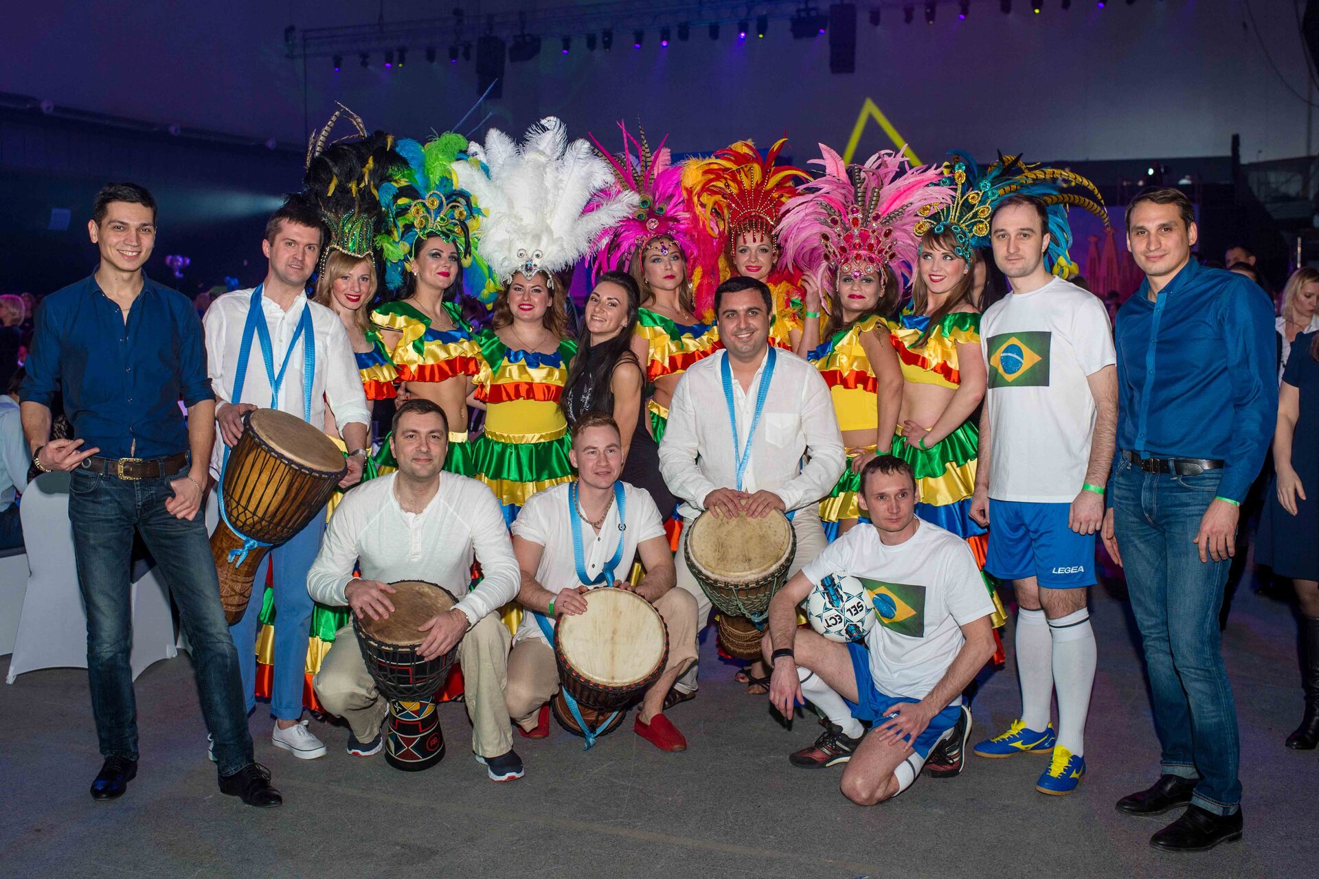 Корпоративная вечеринка в гавайском стиле